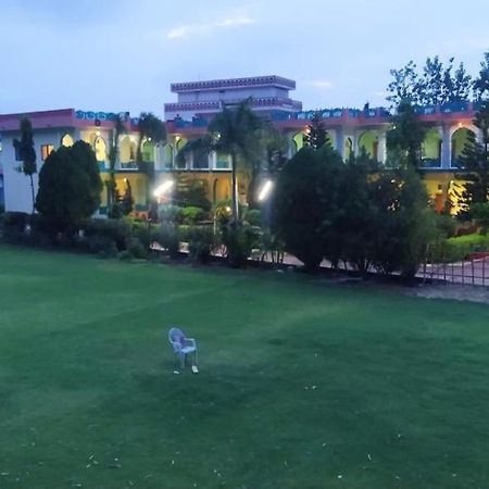 Hotel Prem Villas Пушкар Екстериор снимка