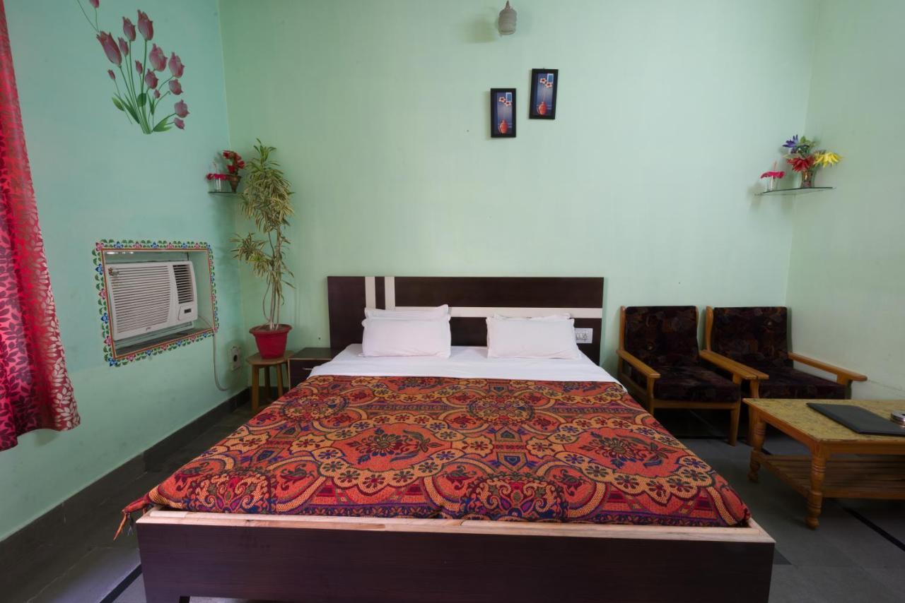 Hotel Prem Villas Пушкар Екстериор снимка