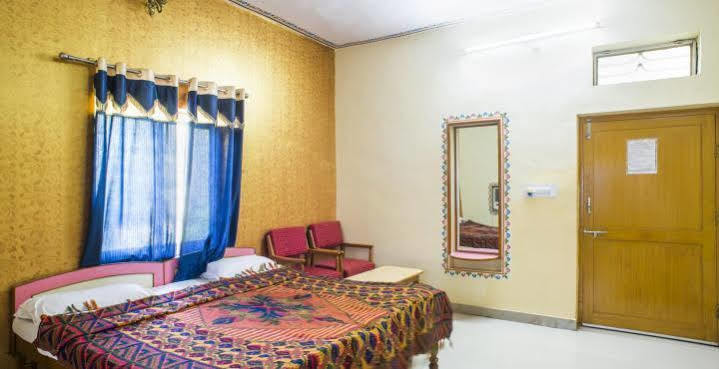 Hotel Prem Villas Пушкар Екстериор снимка